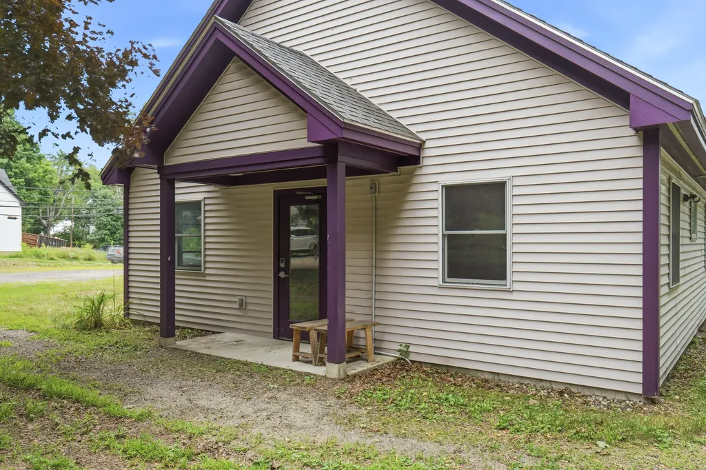 38 Union Street Livermore Falls ME 04254