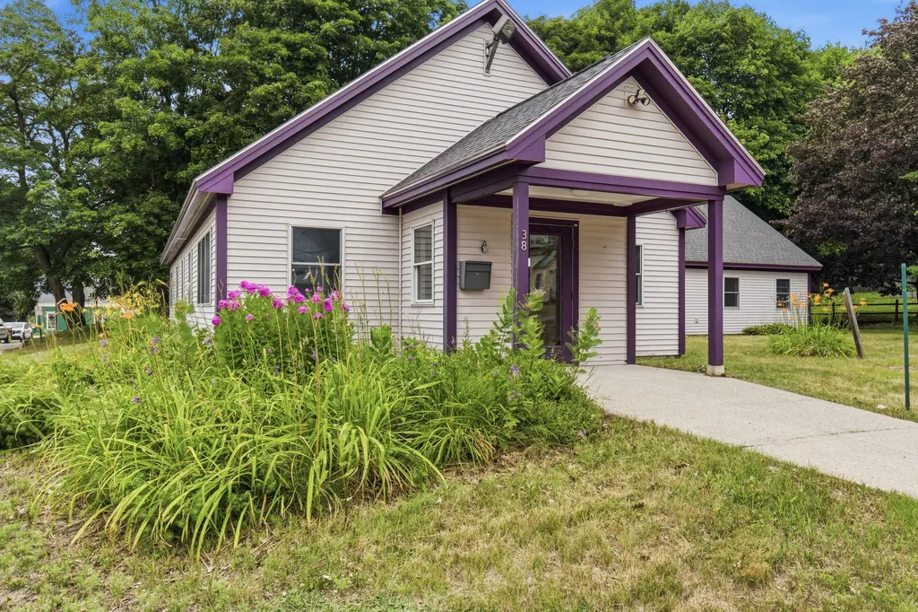 38 Union Street Livermore Falls ME 04254