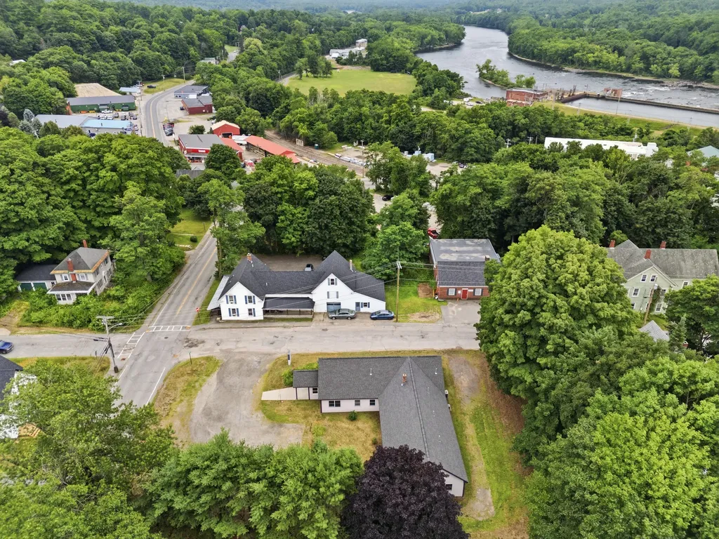 38 Union Street Livermore Falls ME 04254