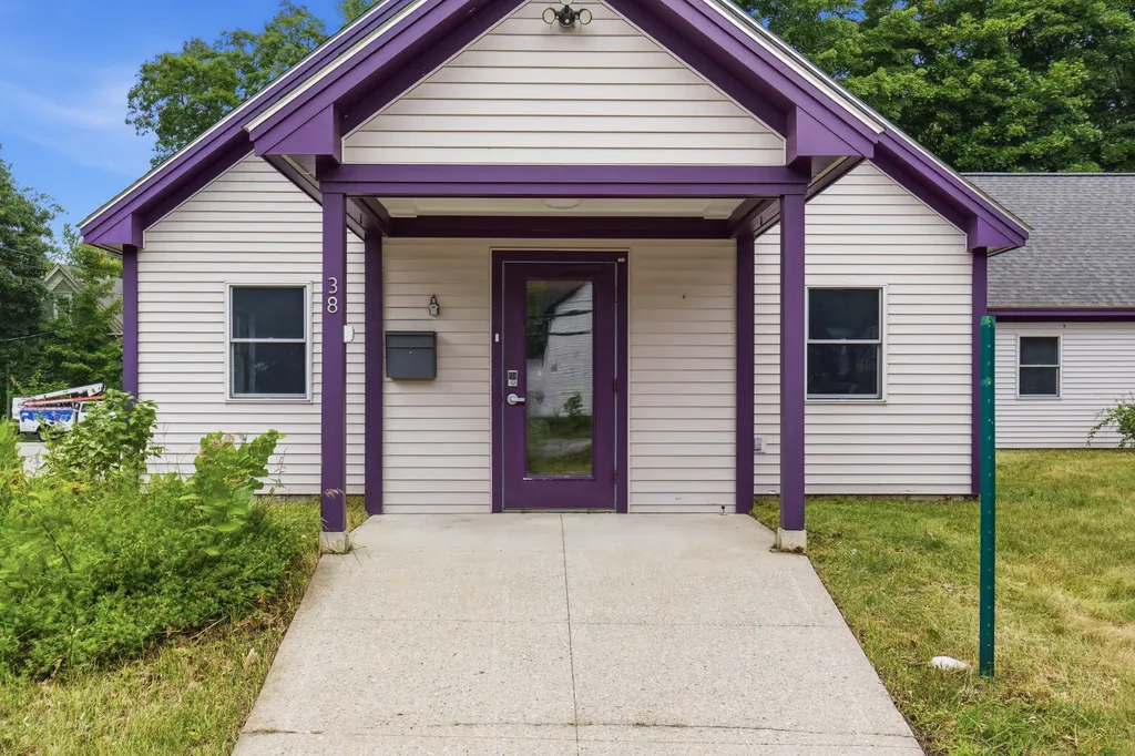 38 Union Street Livermore Falls ME 04254