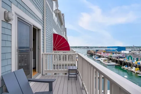 512 Chandlers Wharf Portland ME 04101