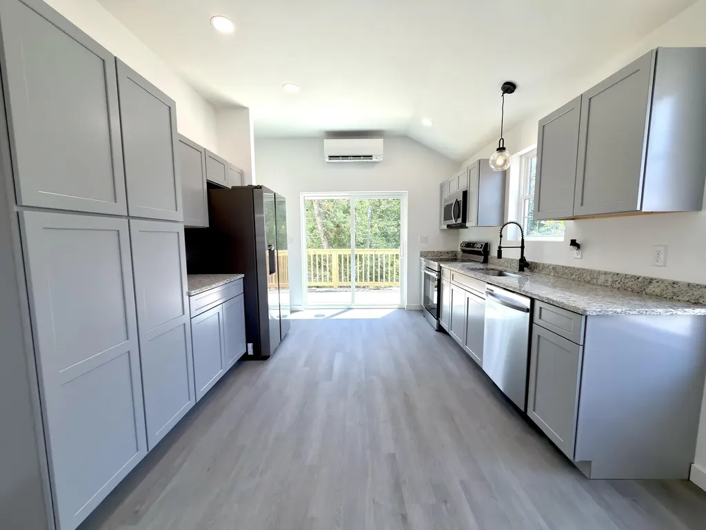 1 Pleasent Avenue Sanford ME 04083
