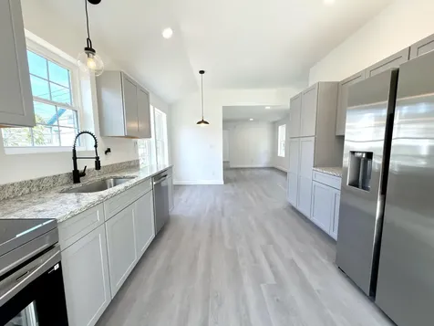 1 Pleasent Avenue Sanford ME 04083