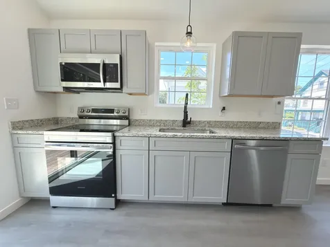 1 Pleasent Avenue Sanford ME 04083