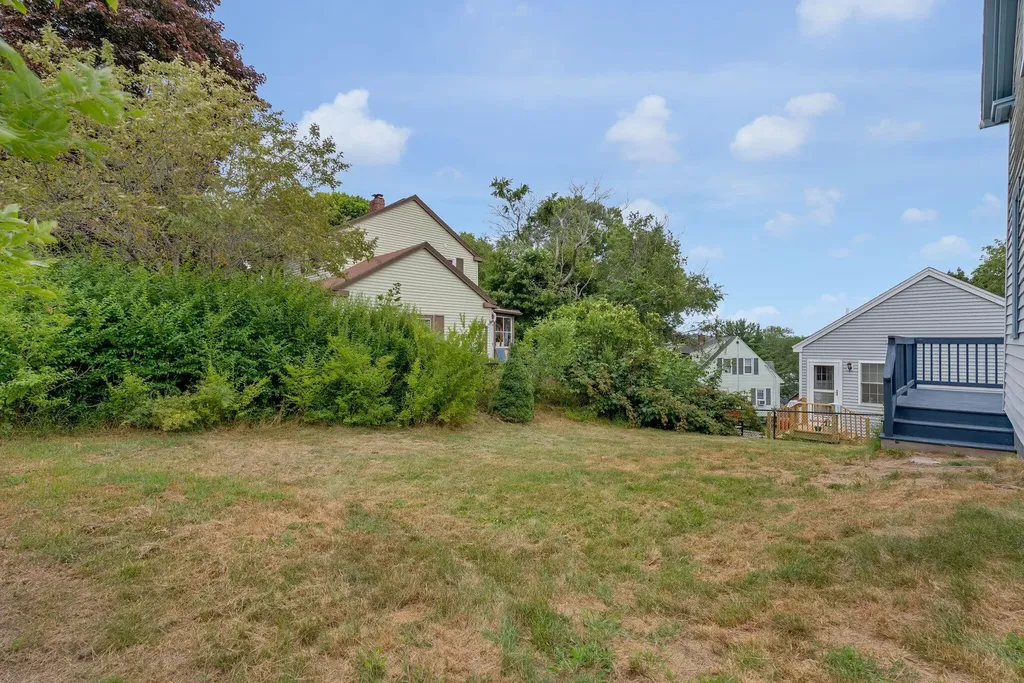 96 Ridgeland Avenue South Portland ME 04106