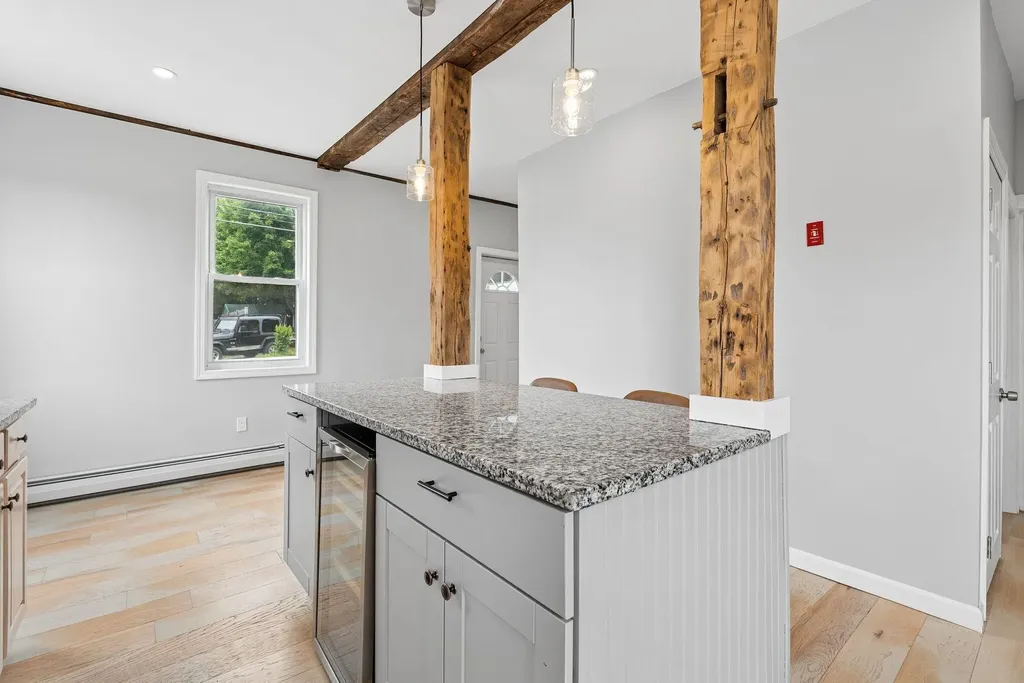 96 Ridgeland Avenue South Portland ME 04106