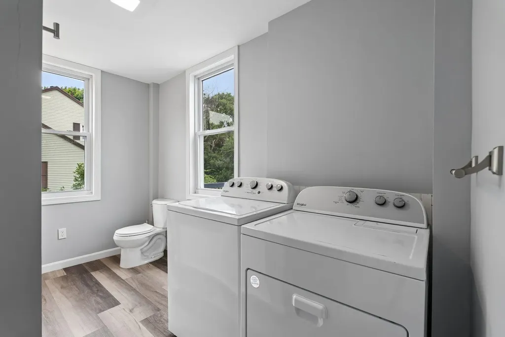 96 Ridgeland Avenue South Portland ME 04106