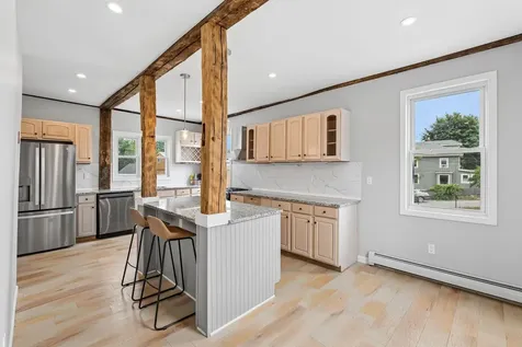 96 Ridgeland Avenue South Portland ME 04106