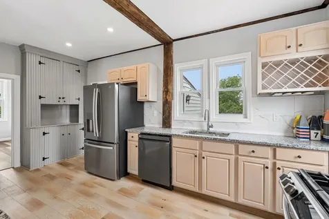 96 Ridgeland Avenue South Portland ME 04106