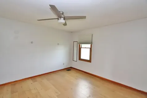 1286 Pushaw Road Glenburn ME 04401