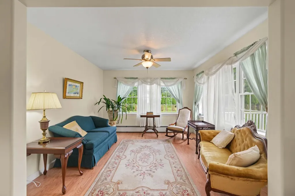 19 Cardinal Way Winslow ME 04901