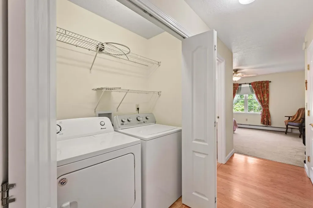 19 Cardinal Way Winslow ME 04901