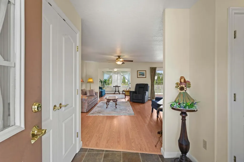 19 Cardinal Way Winslow ME 04901
