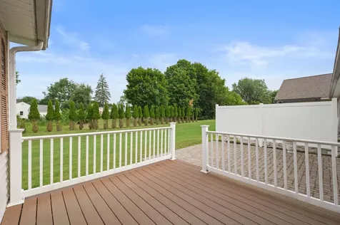 19 Cardinal Way Winslow ME 04901