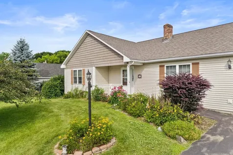 19 Cardinal Way Winslow ME 04901