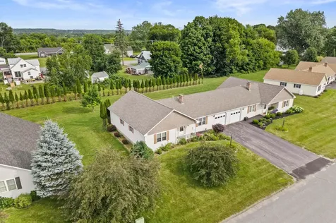 19 Cardinal Way Winslow ME 04901