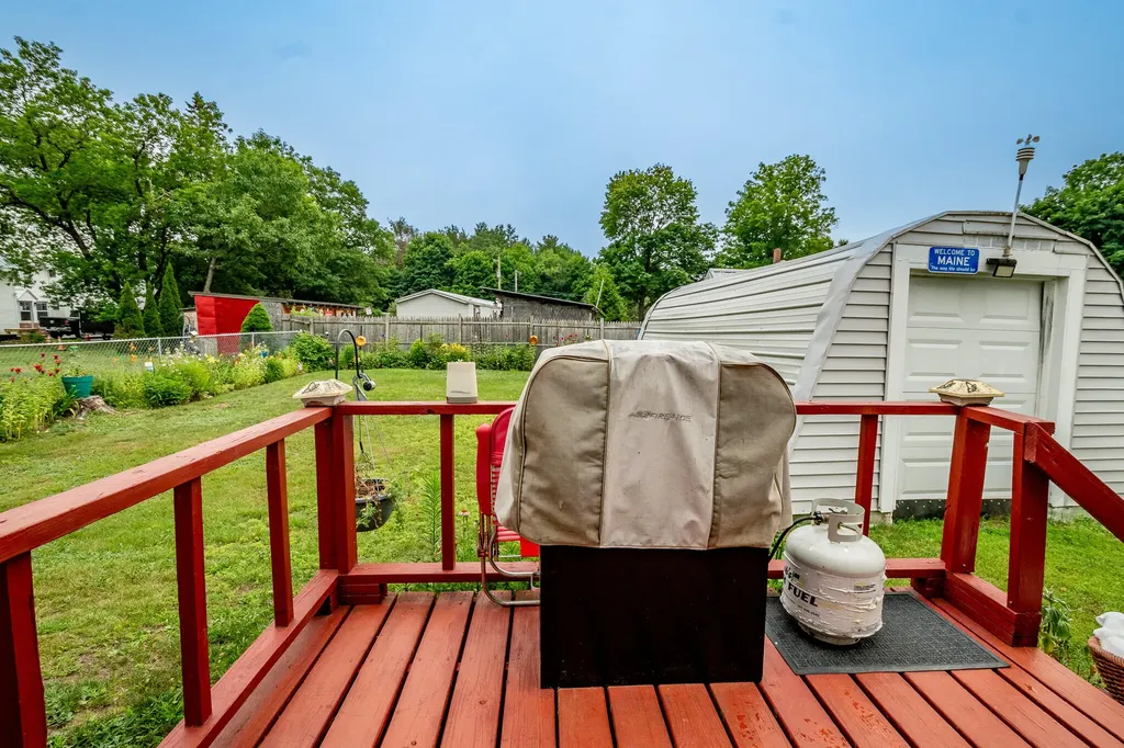 15 James Street Bingham ME 04920