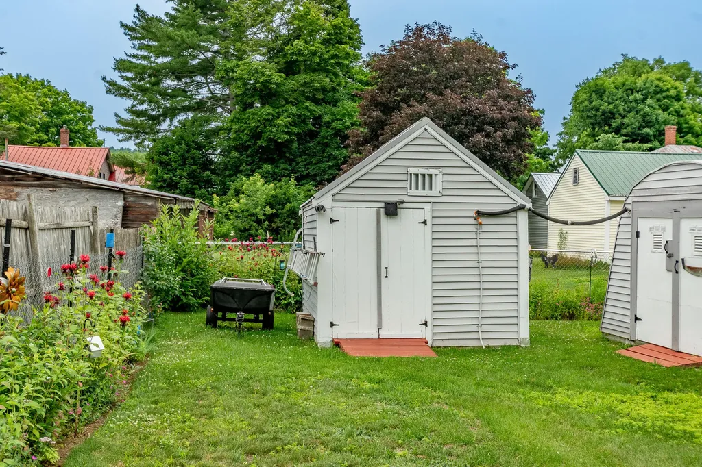 15 James Street Bingham ME 04920