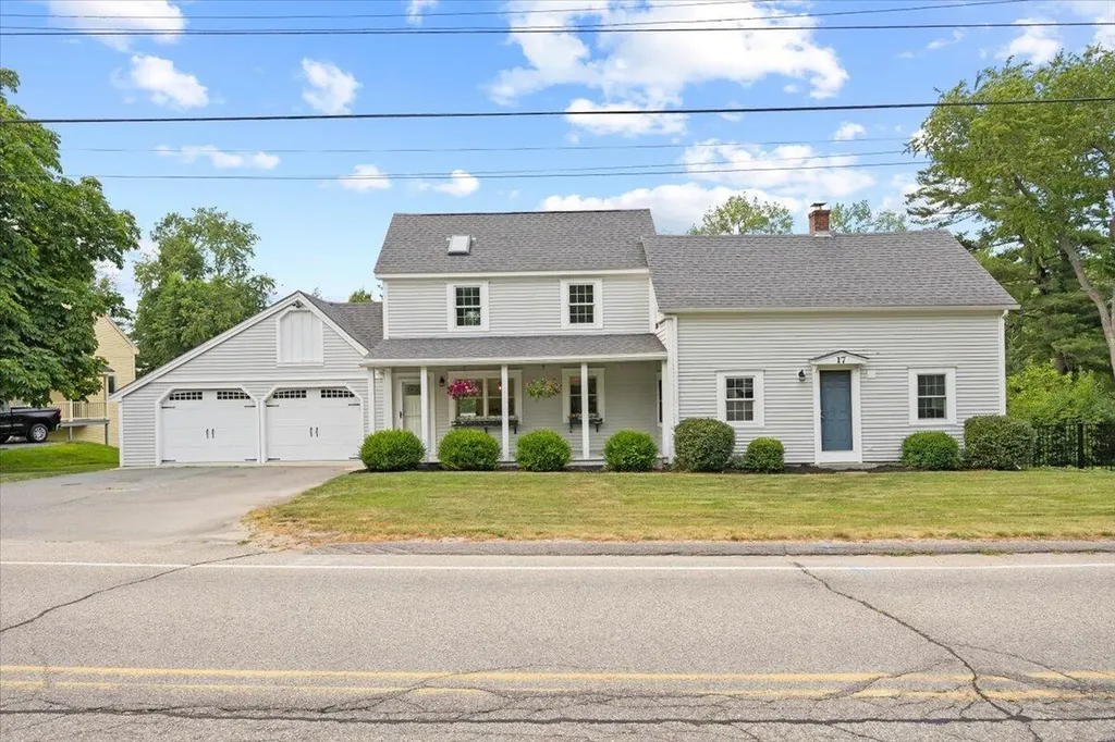 17 Chamberlain Road Scarborough ME 04074