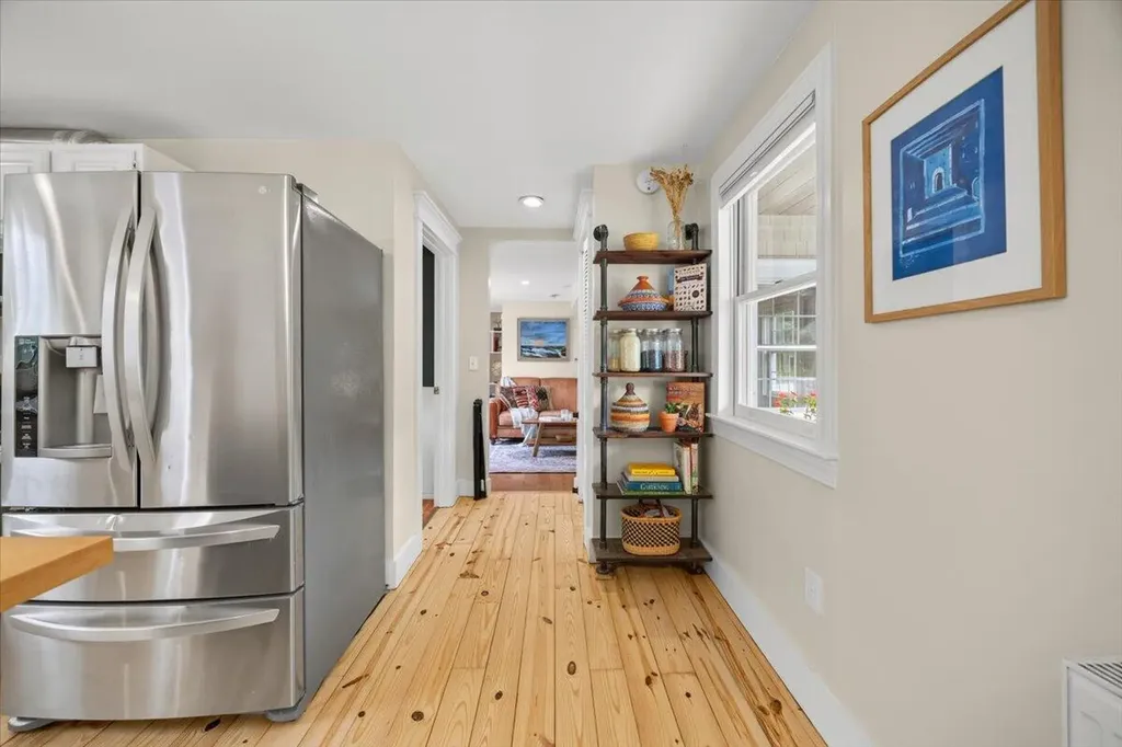 17 Chamberlain Road Scarborough ME 04074
