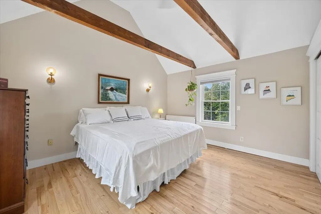 17 Chamberlain Road Scarborough ME 04074