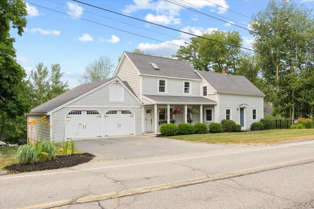 17 Chamberlain Road Scarborough ME 04074