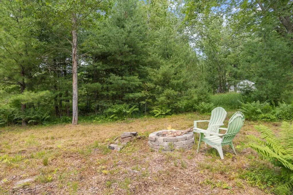 17 Chamberlain Road Scarborough ME 04074