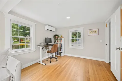 17 Chamberlain Road Scarborough ME 04074