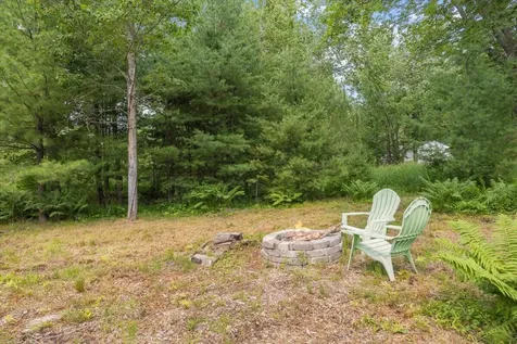 17 Chamberlain Road Scarborough ME 04074