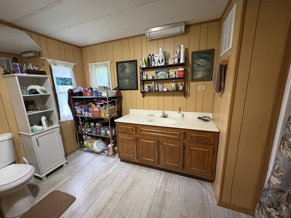 32 Tempesta Way Norridgewock ME 04957