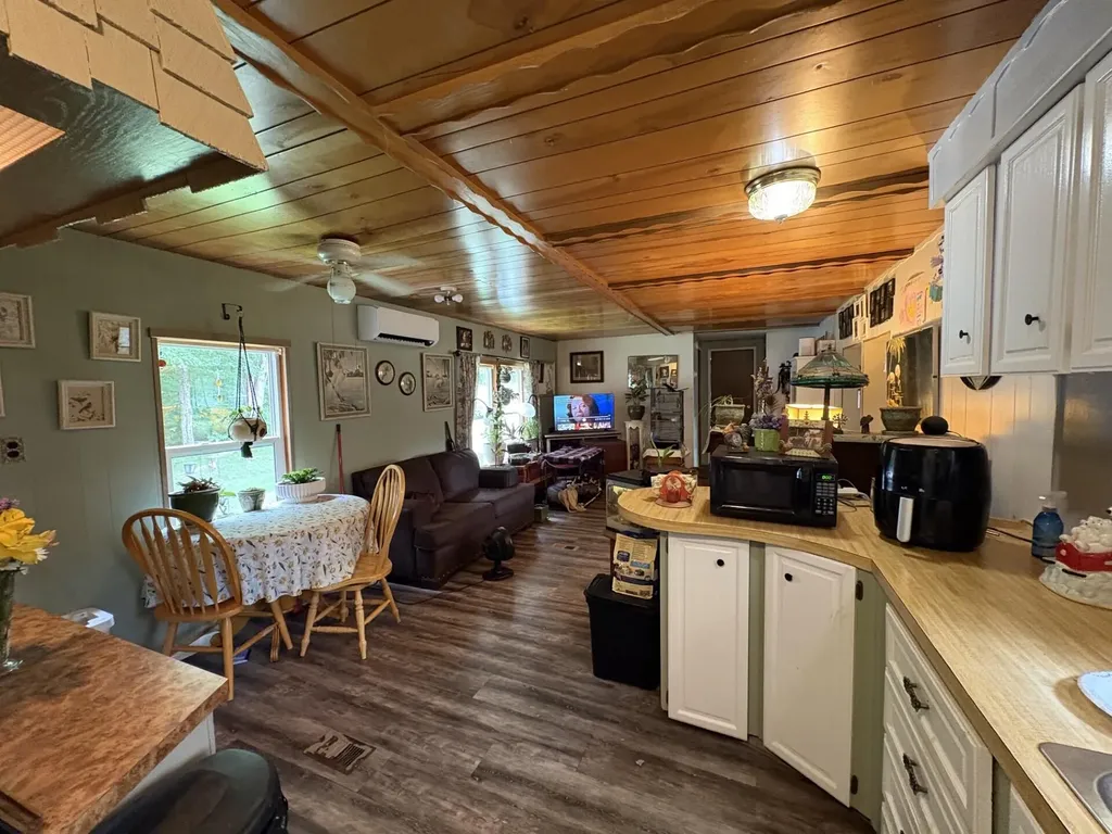 32 Tempesta Way Norridgewock ME 04957