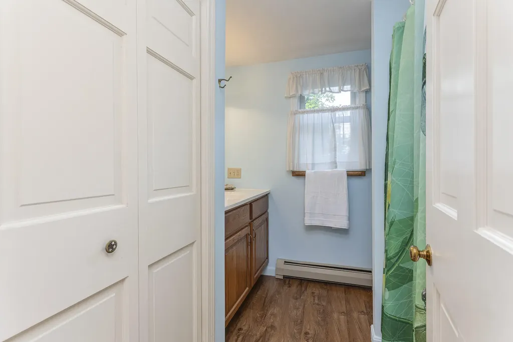 51 Old Mast Road Portland ME 04102