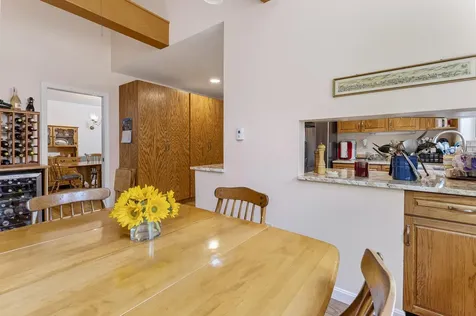 51 Old Mast Road Portland ME 04102