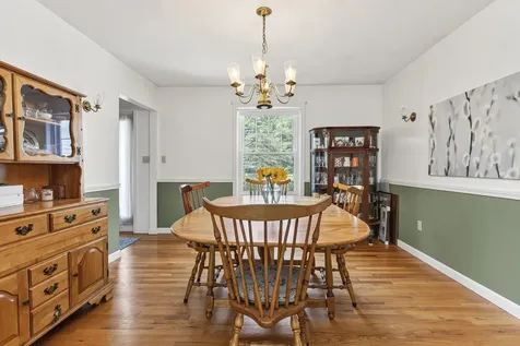 51 Old Mast Road Portland ME 04102