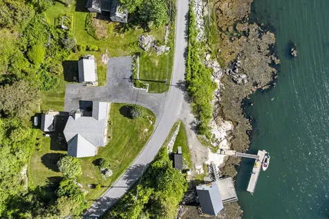 26 Pratt's Island Road Southport ME 04576