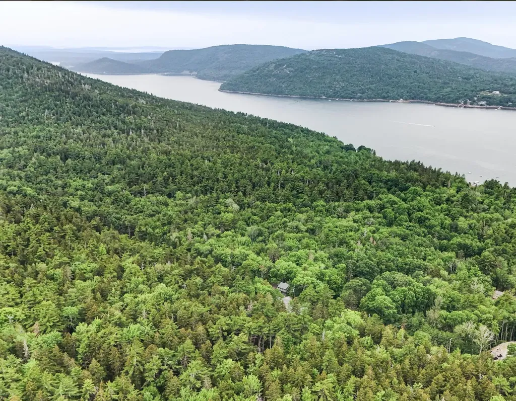 275 Sound Drive Mount Desert ME 04660
