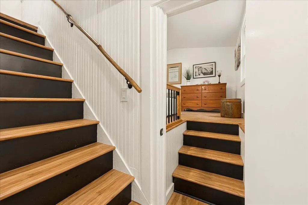 275 Sound Drive Mount Desert ME 04660