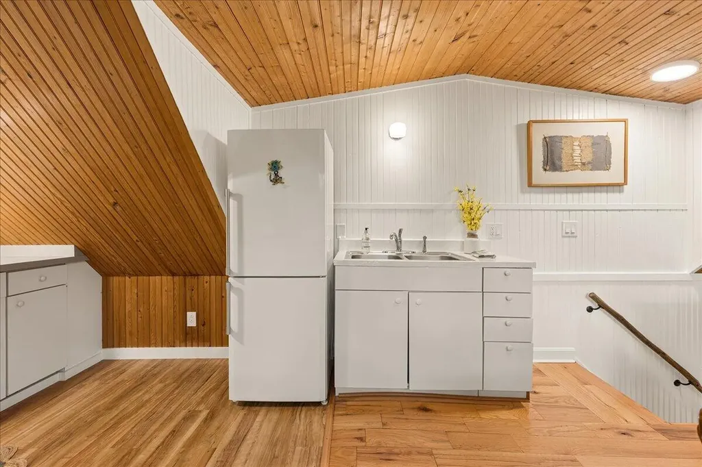 275 Sound Drive Mount Desert ME 04660
