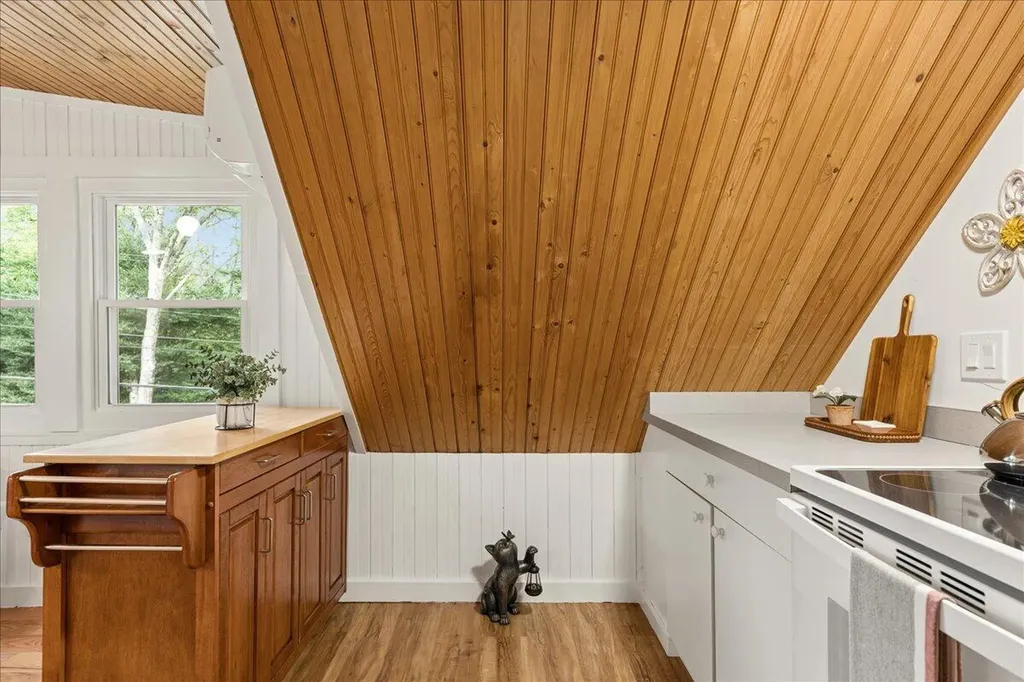 275 Sound Drive Mount Desert ME 04660