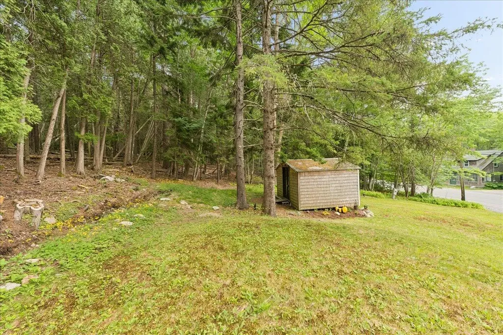 275 Sound Drive Mount Desert ME 04660