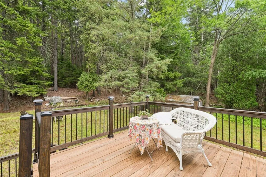 275 Sound Drive Mount Desert ME 04660