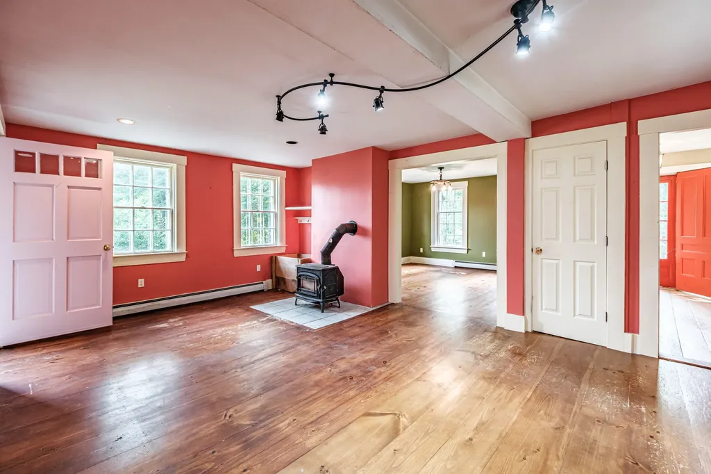489 North Road Bethel ME 04217