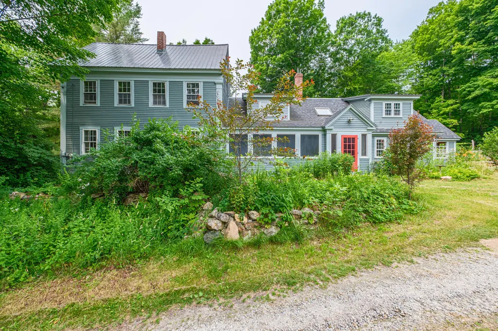 489 North Road Bethel ME 04217