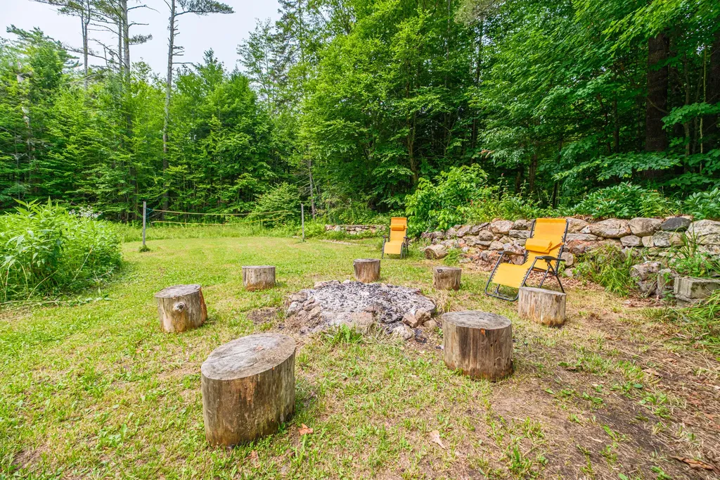 489 North Road Bethel ME 04217