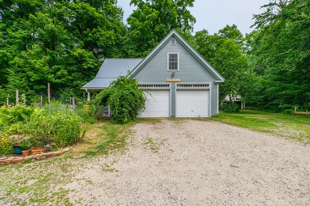 489 North Road Bethel ME 04217