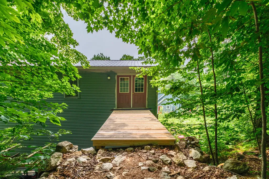 489 North Road Bethel ME 04217