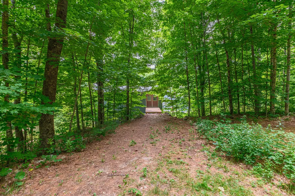 489 North Road Bethel ME 04217