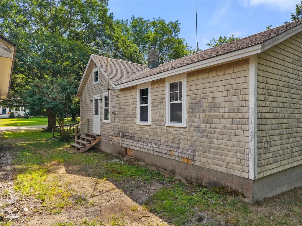 67 W Side Drive Verona Island ME 04416
