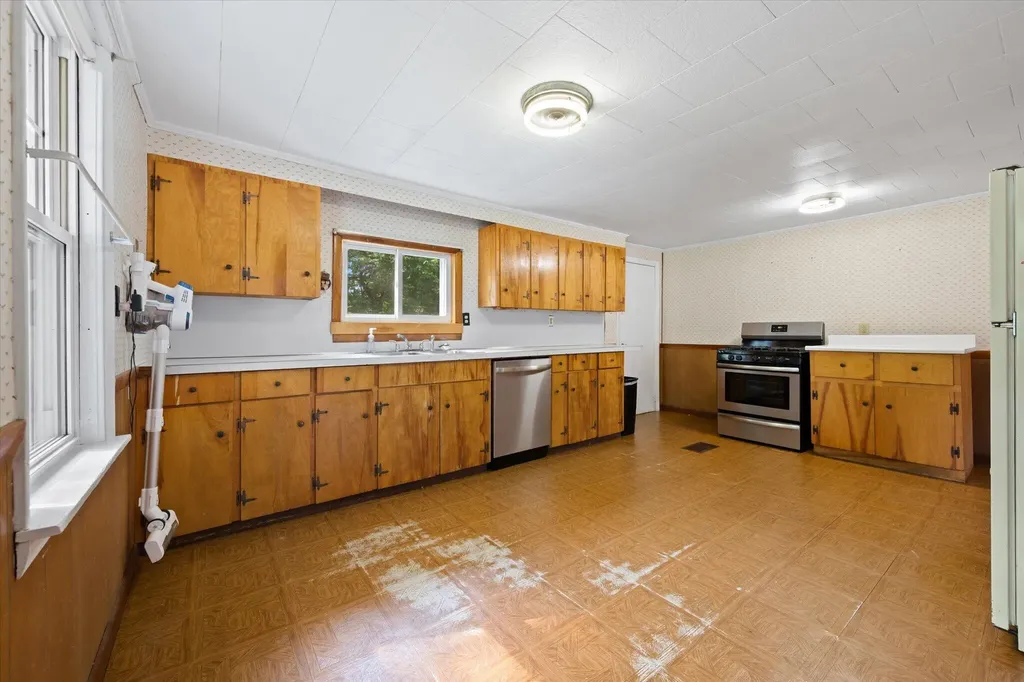 67 W Side Drive Verona Island ME 04416