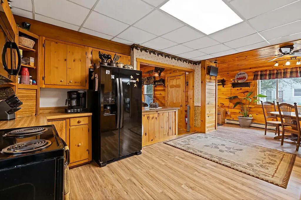19 Spring Street Clinton ME 04927